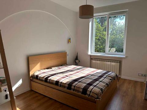 квартира по адресу Івана Світличного ул. (Петровського), 4