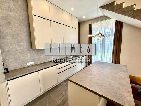 будинок за адресою Київська