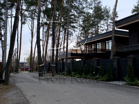 ділянка за адресою Жовтнева вул.