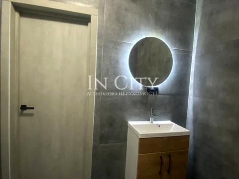 квартира по адресу Виктора Некрасова ул. (Північно-Сирецька), 10