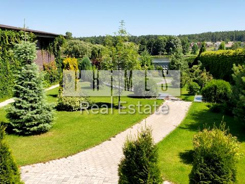 будинок за адресою Центральна