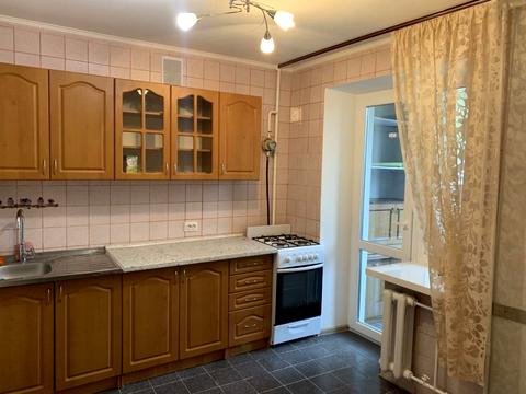 квартира за адресою Анни Ахматової вул., 5