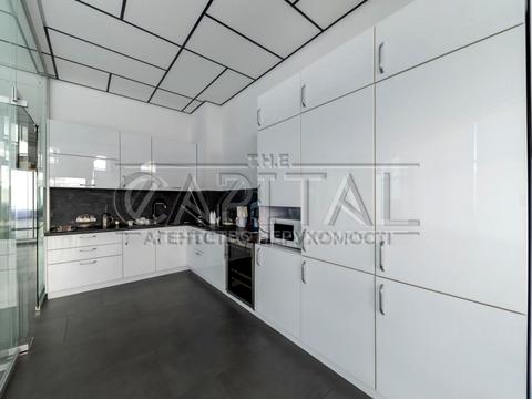 комерційна за адресою Кловський узвіз (Кловський), 7a