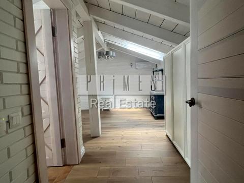 будинок за адресою Центральна вул.