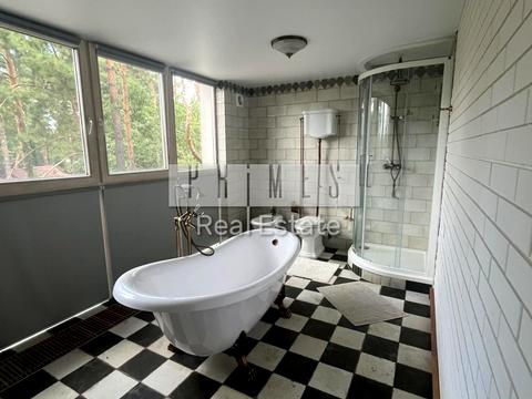 будинок за адресою Центральна вул.