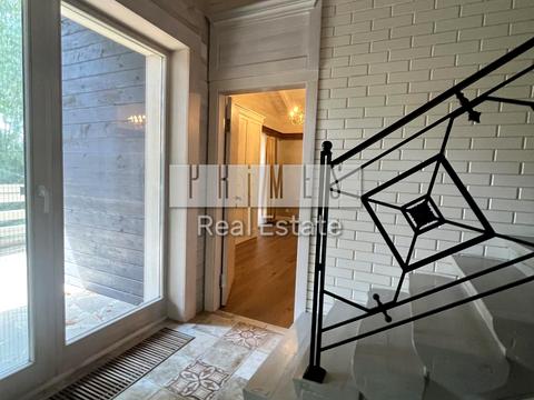 будинок за адресою Центральна вул.