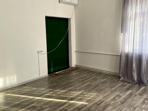 комерційна за адресою Панаса Мирного вул., 4/1