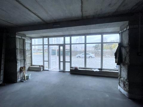 комерційна за адресою Незалежності вул., 21