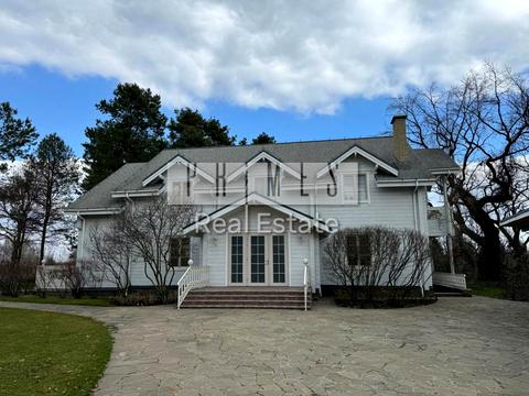 будинок за адресою Берегова вул.