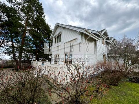 будинок за адресою Берегова вул.