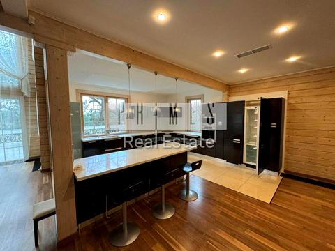 будинок за адресою Берегова вул.