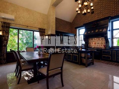 будинок за адресою Центральна