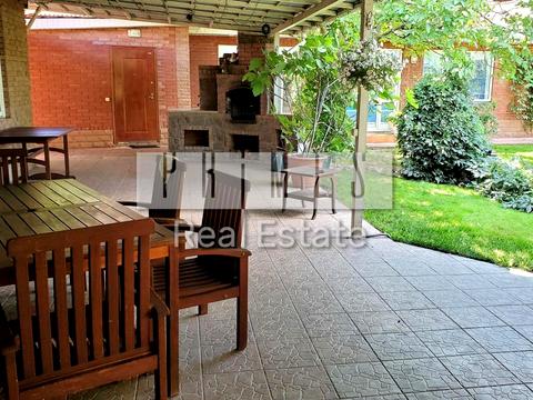 будинок за адресою Богдана Хмельницького