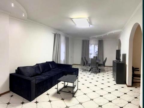 будинок за адресою 14-та Садова вул.