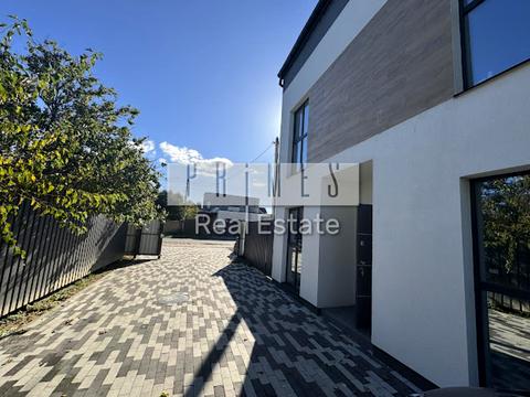 будинок за адресою с. Гатне, Віктора Швеця вул. (Шляхова), 2