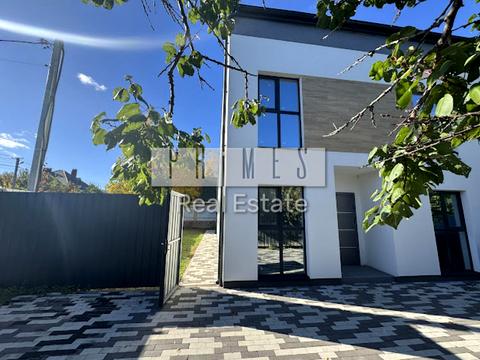 будинок за адресою с. Гатне, Віктора Швеця вул. (Шляхова), 2