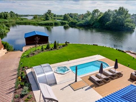 дом по адресу 53-я Садовая ул.