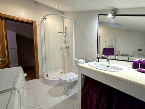 квартира за адресою Леоніда Глібова вул., 12