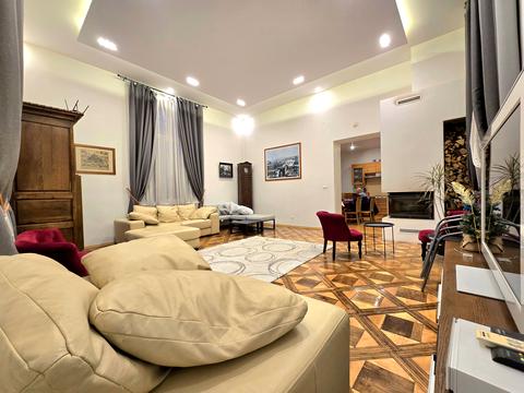 квартира за адресою Леоніда Глібова вул., 12