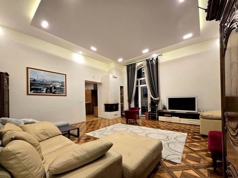 квартира за адресою Леоніда Глібова вул., 12