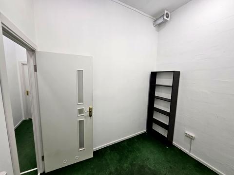 комерційна за адресою Світлицького вул., 35