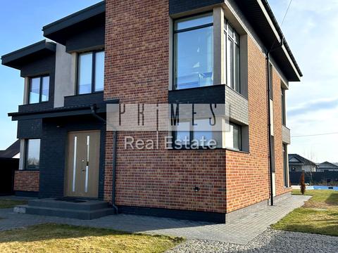 дом по адресу Центральна