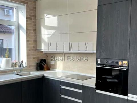 дом по адресу Центральна