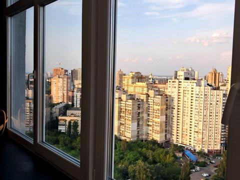 квартира за адресою Ростиславська вул. (Маршала Рибалка), 5-Б