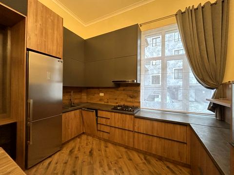 квартира по адресу Евгения Озаркевича ул., 1