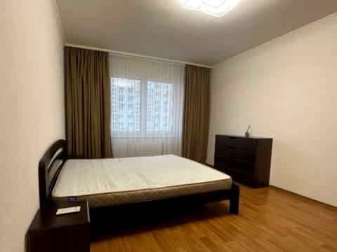 квартира за адресою Софії Русової вул., 5