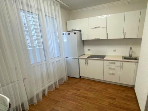 квартира за адресою Софії Русової вул., 5