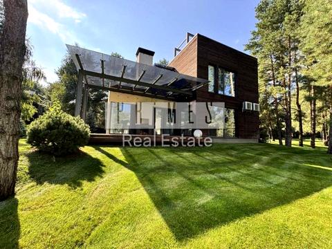 дом по адресу Центральна