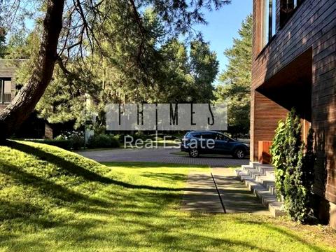 дом по адресу Центральна