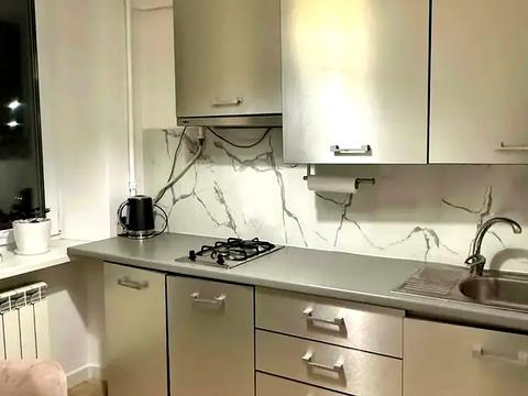 квартира по адресу Строителей ул., 29/8