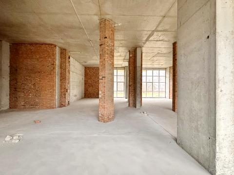 комерційна за адресою Львів, Карла Мікльоша вул., 20