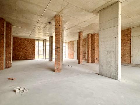 комерційна за адресою Львів, Карла Мікльоша вул., 20