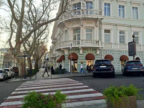 квартира по адресу Дерибасовская ул., 1