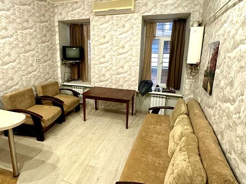 квартира за адресою Святослава Караванського вул. (Жуковського), 7