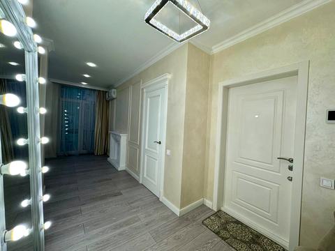 квартира за адресою Київ, Регенераторна вул., 4