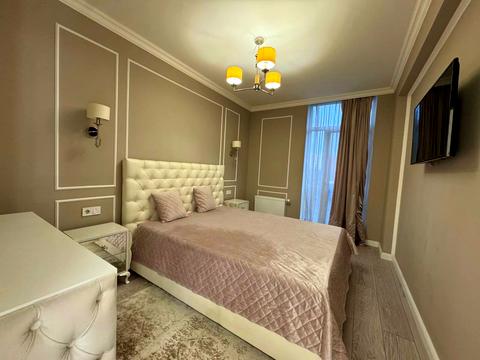 квартира за адресою Київ, Регенераторна вул., 4