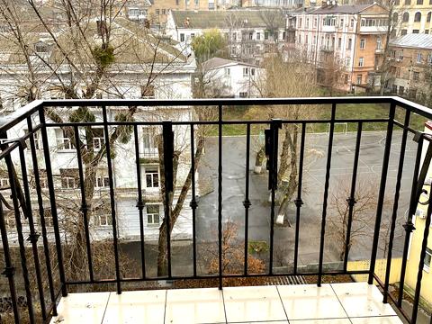 квартира за адресою Обсерваторна вул., 8