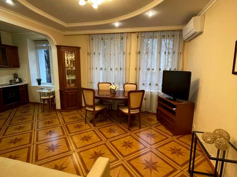 квартира за адресою Сергія Єфремова вул. (Ворошилова), 14-А