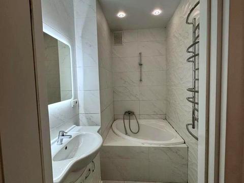 квартира за адресою Київ, Світла вул., 3д