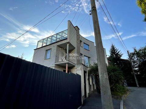 дом по адресу Дмитра Дорошенка ул. (Чигоріна)