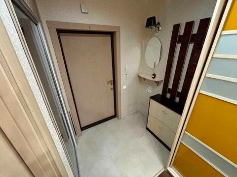 квартира за адресою Київ, Регенераторна вул., 4