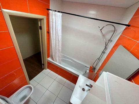 квартира за адресою Київ, Регенераторна вул., 4