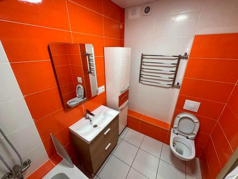 квартира за адресою Київ, Регенераторна вул., 4