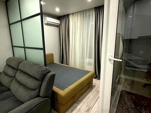 квартира за адресою Соборності просп. (Возз'єднання), 17