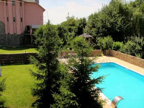 будинок за адресою Дачна вул.