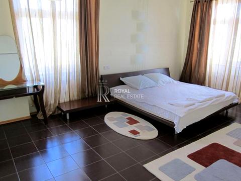 будинок за адресою Дачна вул.